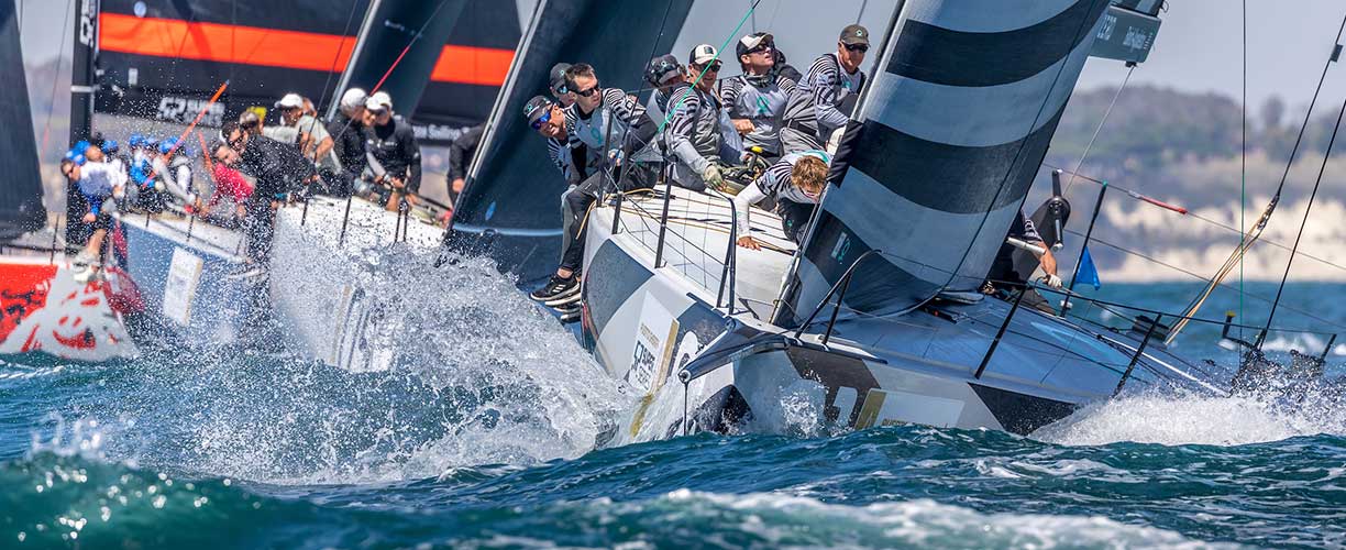 52 Super Series Race